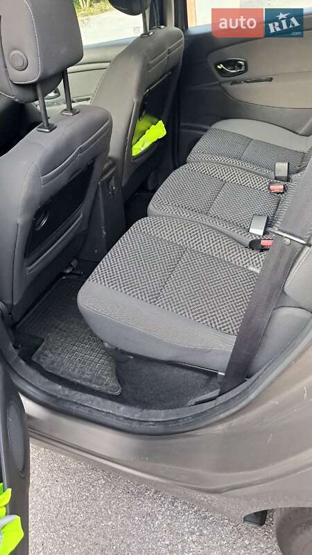 Минивэн Renault Scenic 2011 в Одессе