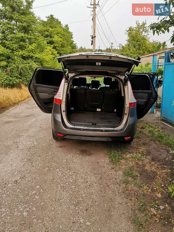 Мінівен Renault Scenic 2011 в Дніпрі