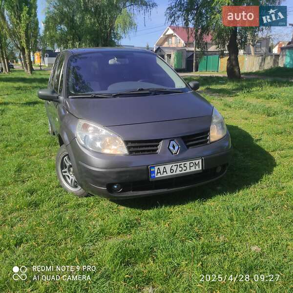 Минивэн Renault Scenic 2005 в Киеве