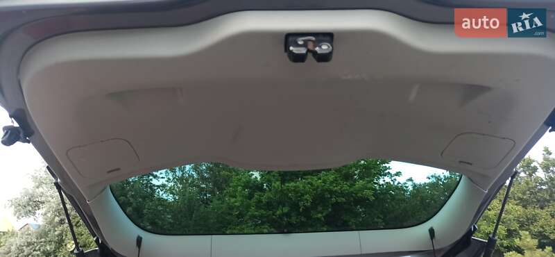 Минивэн Renault Scenic 2013 в Киеве