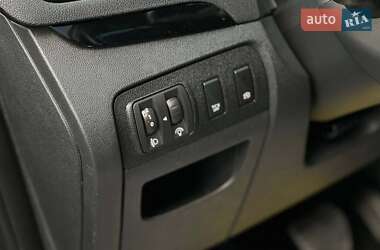 Минивэн Renault Scenic 2014 в 