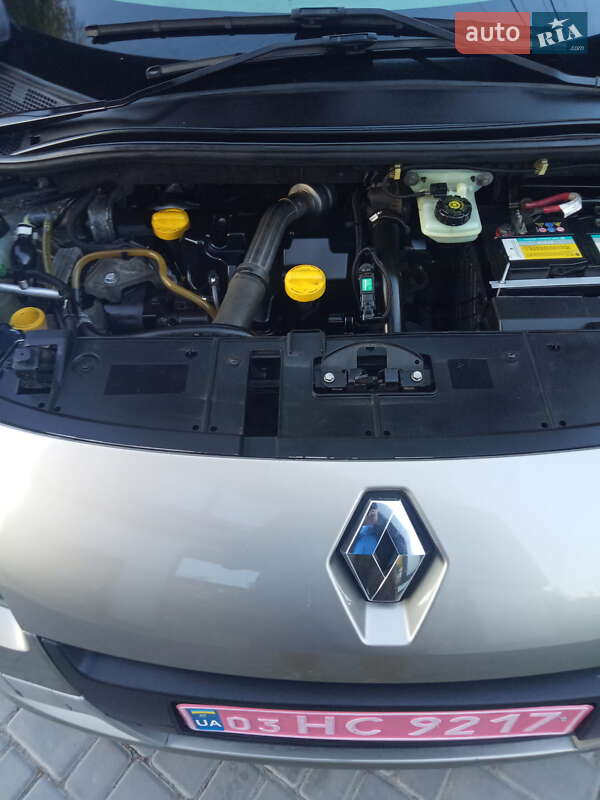Минивэн Renault Scenic 2009 в Черкассах