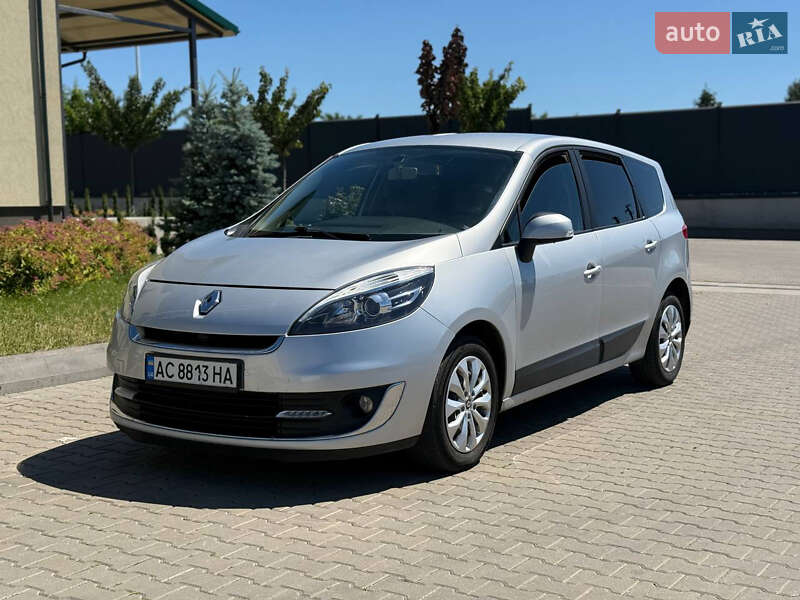 Минивэн Renault Scenic 2012 в Рожище