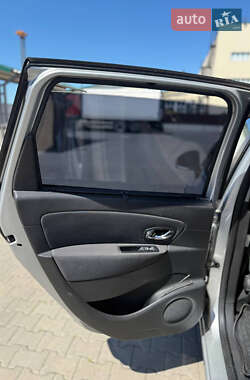 Минивэн Renault Scenic 2012 в 