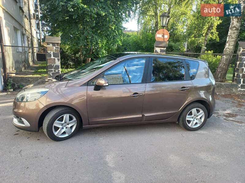 Минивэн Renault Scenic 2012 в Радивилове