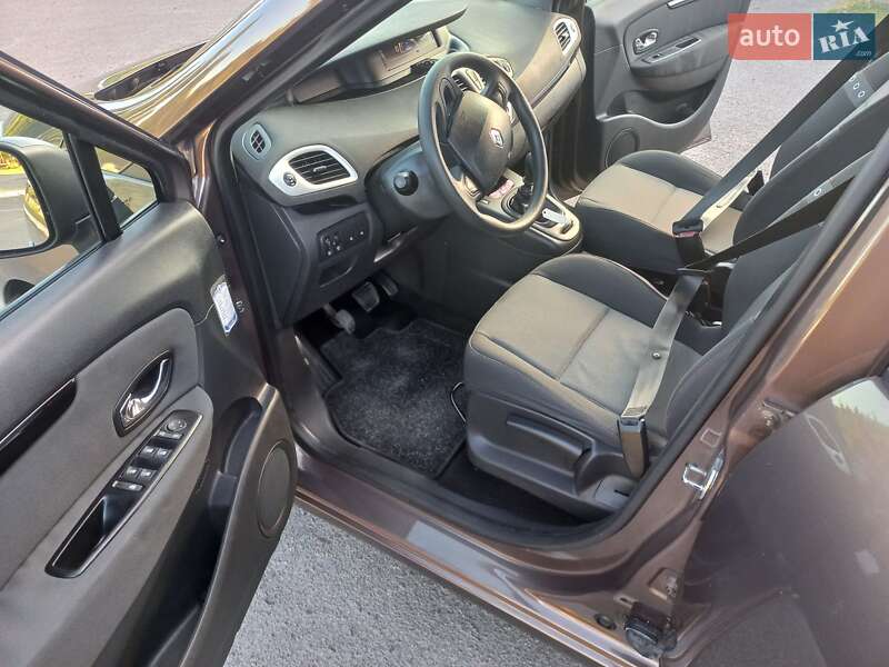 Минивэн Renault Scenic 2012 в Радивилове