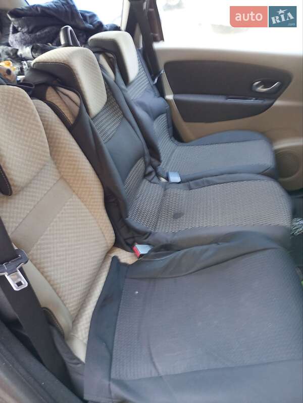 Минивэн Renault Scenic 2011 в Чернигове