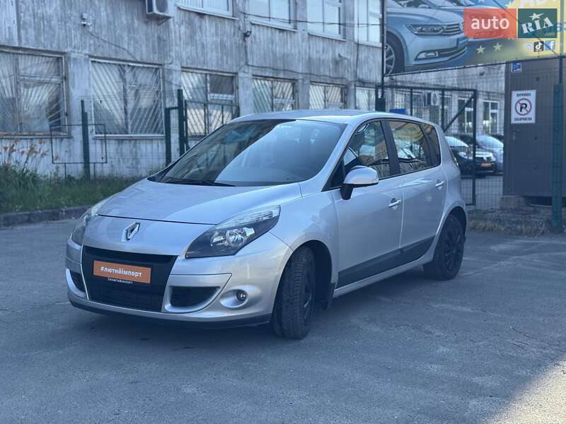 Минивэн Renault Scenic 2010 в Сумах