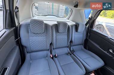 Минивэн Renault Scenic 2010 в 