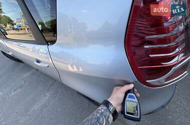 Минивэн Renault Scenic 2010 в 