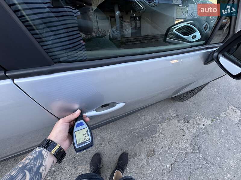 Минивэн Renault Scenic 2010 в Сумах