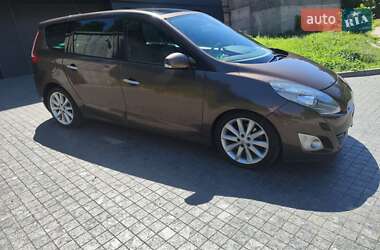 Мінівен Renault Scenic 2010 в 