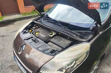 Мінівен Renault Scenic 2010 в 