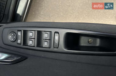 Минивэн Renault Scenic 2011 в 