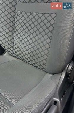 Минивэн Renault Scenic 2011 в 