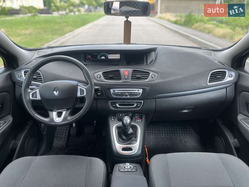 Минивэн Renault Scenic 2011 в Черкассах фото 41 Минивэн Renault Scenic 2011 в Черкассах