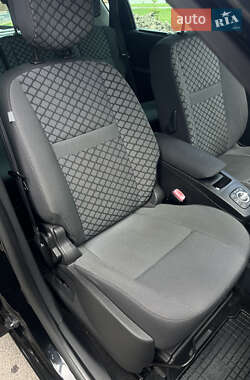 Минивэн Renault Scenic 2011 в 