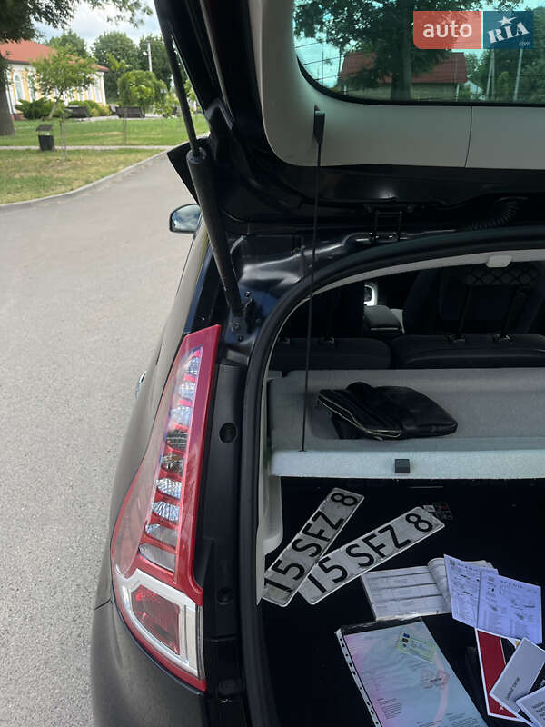 Минивэн Renault Scenic 2011 в Черкассах фото 69 Минивэн Renault Scenic 2011 в Черкассах