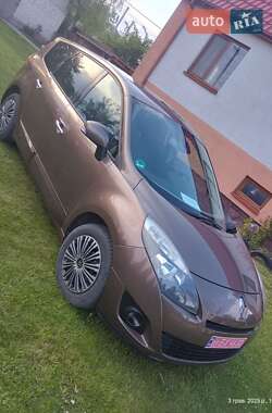 Мінівен Renault Scenic 2009 в Луцьку