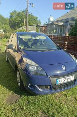 Минивэн Renault Scenic 2010 в 