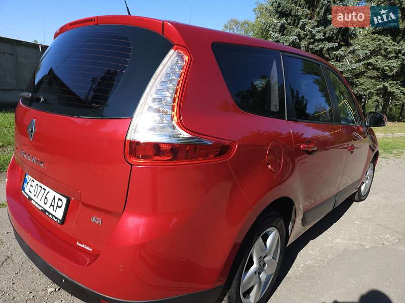 Минивэн Renault Scenic 2012 в Павлограде