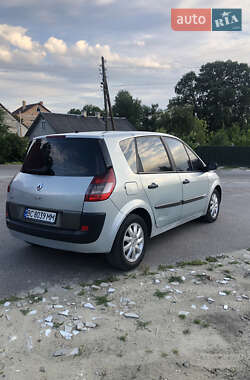 Минивэн Renault Scenic 2004 в 