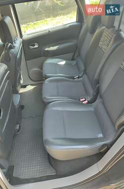 Минивэн Renault Scenic 2005 в 