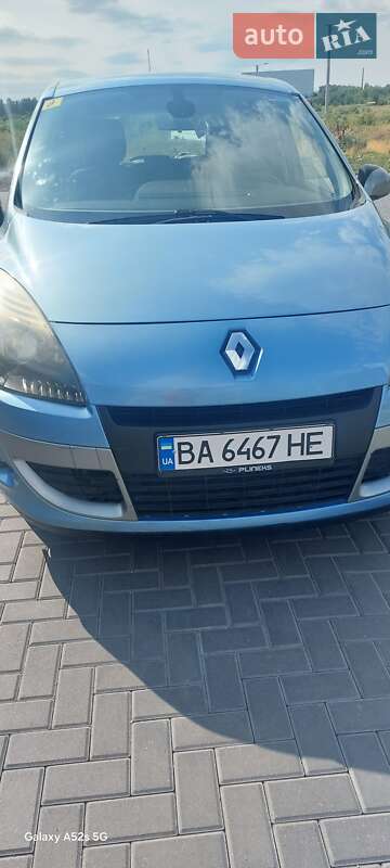 Renault Scenic 2011
