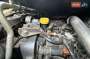 Минивэн Renault Scenic 2009 в 