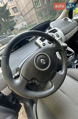 Минивэн Renault Scenic 2009 в 