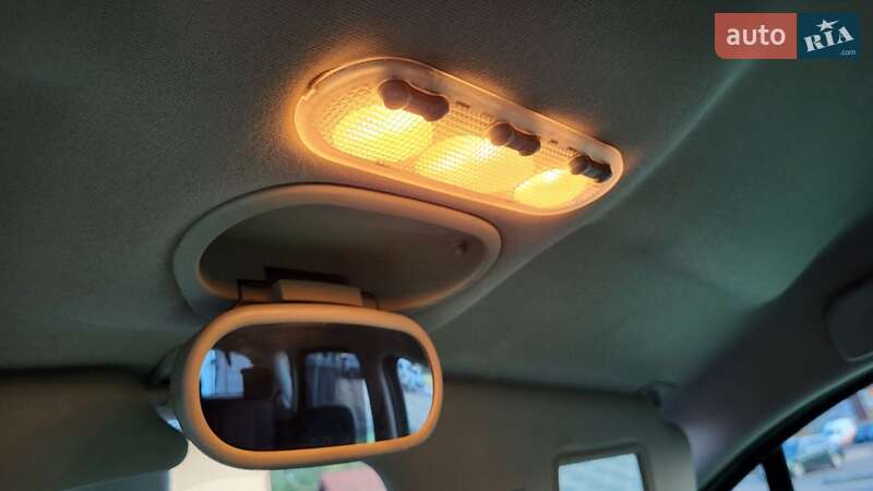 Минивэн Renault Scenic 2006 в Черкассах