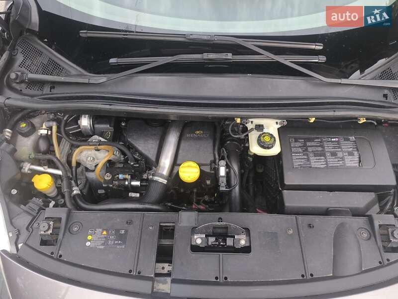 Минивэн Renault Scenic 2009 в Остроге