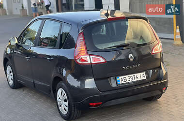 Минивэн Renault Scenic 2010 в 