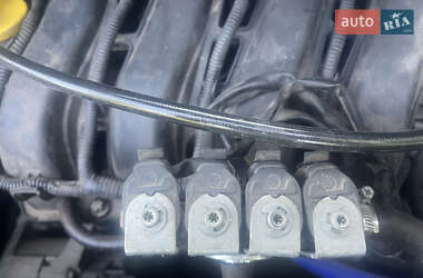 Минивэн Renault Scenic 2004 в 