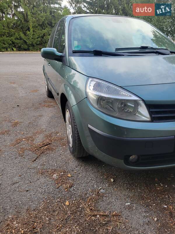 Минивэн Renault Scenic 2005 в Збараже