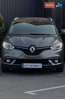 Минивэн Renault Scenic 2017 в 