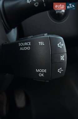 Минивэн Renault Scenic 2017 в 