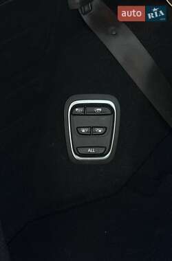 Минивэн Renault Scenic 2017 в 