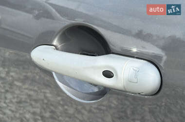 Минивэн Renault Scenic 2011 в 