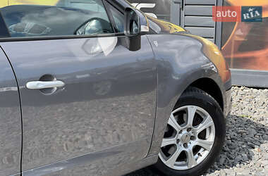 Минивэн Renault Scenic 2011 в 
