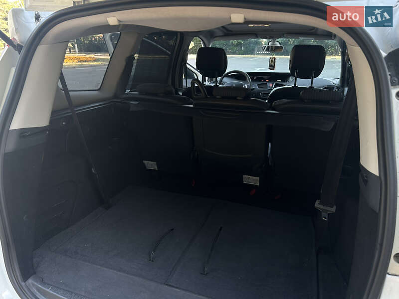 Минивэн Renault Scenic 2011 в Николаеве