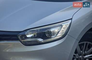 Минивэн Renault Scenic 2017 в 