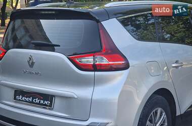 Минивэн Renault Scenic 2017 в 