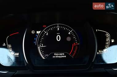 Минивэн Renault Scenic 2017 в 