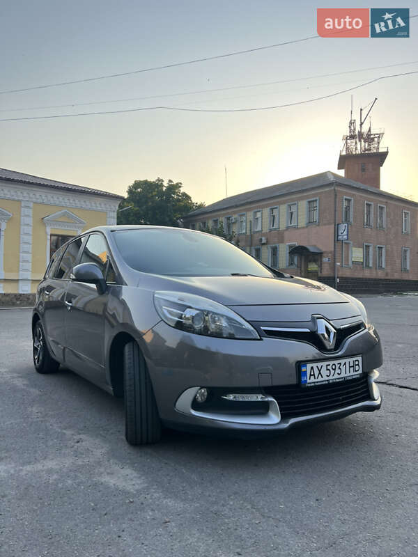 Минивэн Renault Scenic 2014 в Краснограде