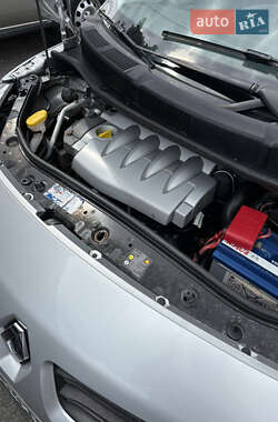 Минивэн Renault Scenic 2007 в 
