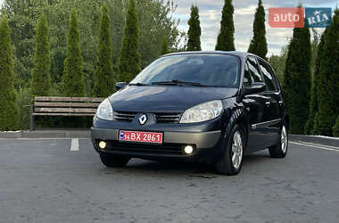 Минивэн Renault Scenic 2005 в 