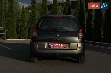 Минивэн Renault Scenic 2005 в 