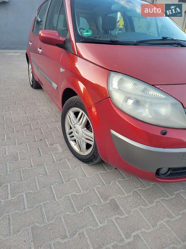 Минивэн Renault Scenic 2005 в Збараже