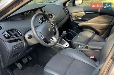 Мінівен Renault Scenic 2012 в 